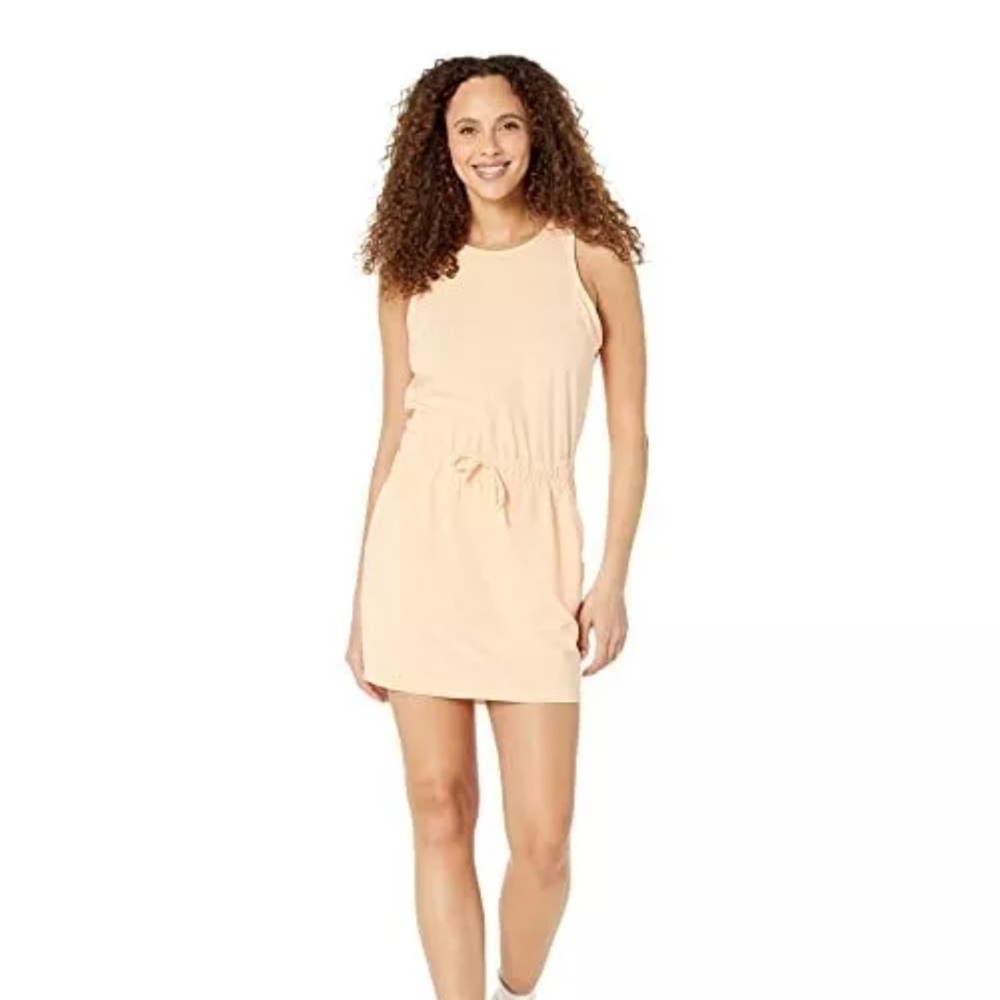 'New The North Face' Women's Never Stop Wearing Adventure Dress - Apricot Ice M